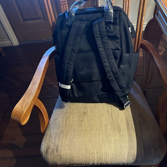 Baggallini Black SoHo Backpack - Picture 3 of 3